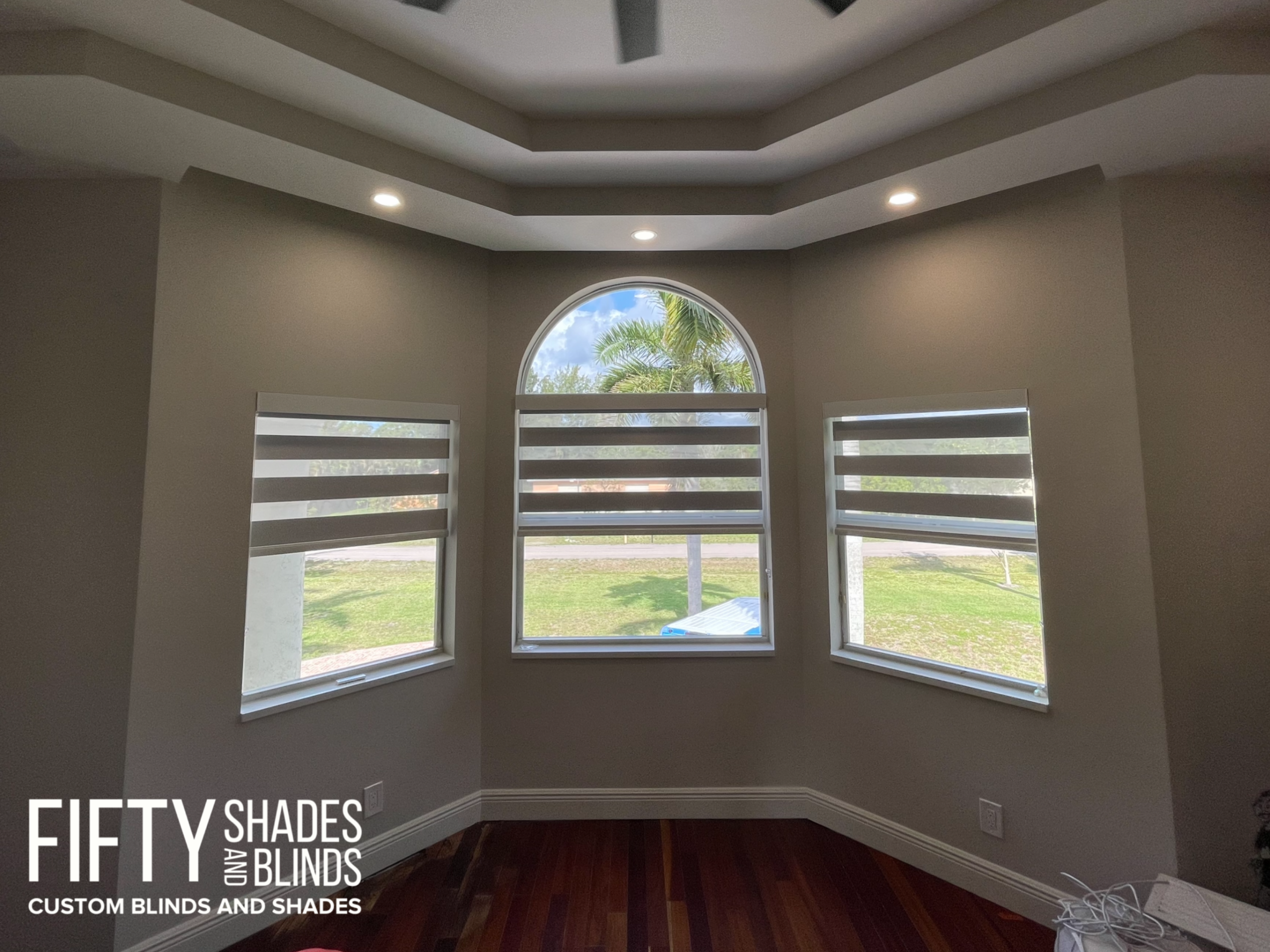 Arched Window shade_13
