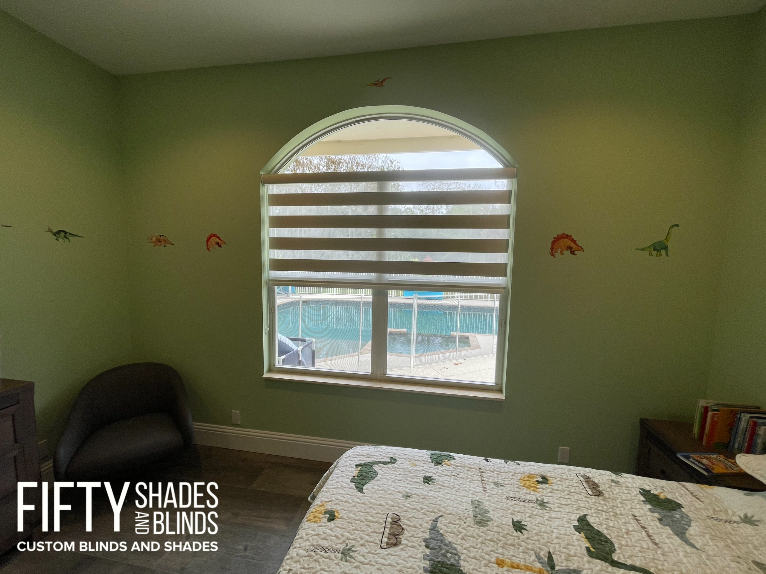 Arched Window shade_30