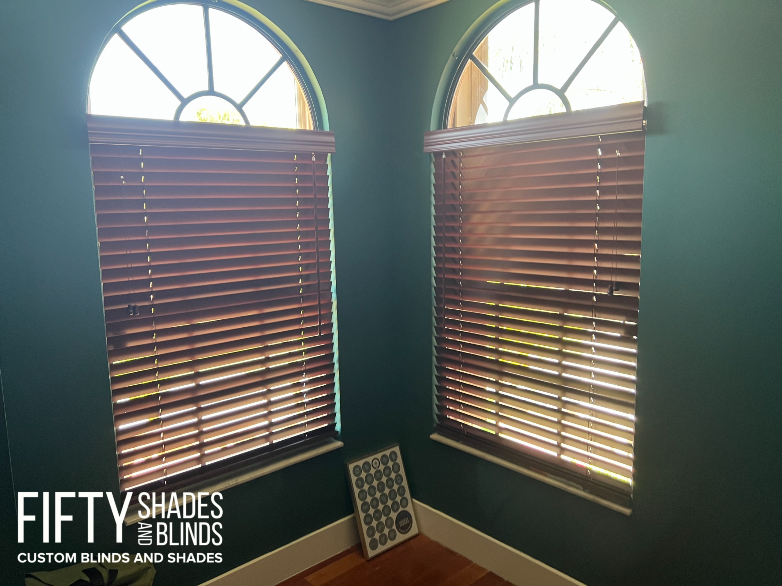 Arched Window shade_38