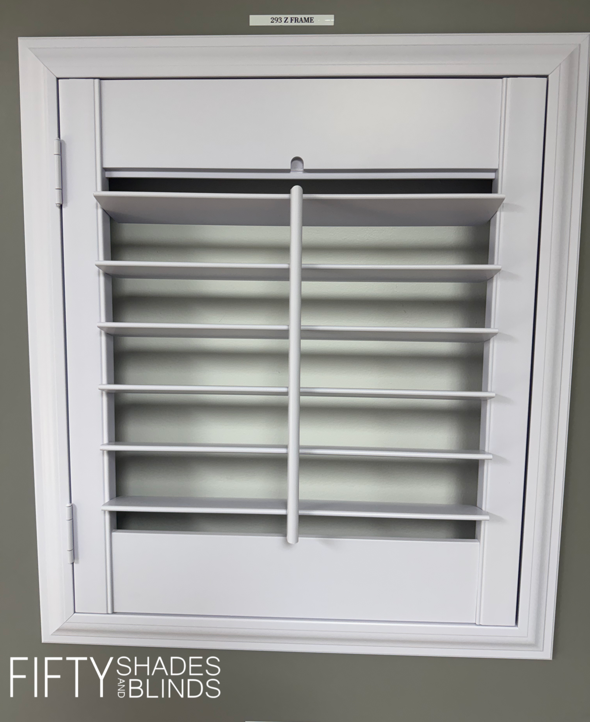 Plantation shutter front bar tilt